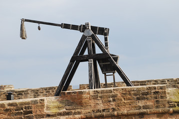 Alghero Sardinien Sardegna Festung Bastion Schleuder Steinschleuder Mauer Katapulk Waffe 