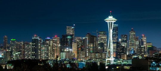 Seattle Skyline at Night - obrazy, fototapety, plakaty