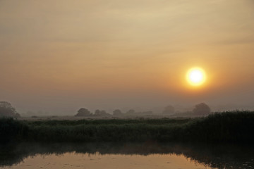 Sunrise over the River Arun at Arundel, West Sussex, England.