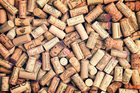Fototapeta Collection of many French wine corks background