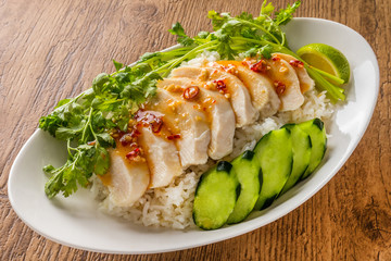 シンガポール・マレーシア・タイ風チキンライス Hainanese chicken rice