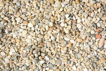Kieselsteine in vielen Farben