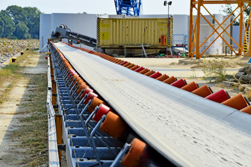 Obraz premium Förderband für Schüttgut