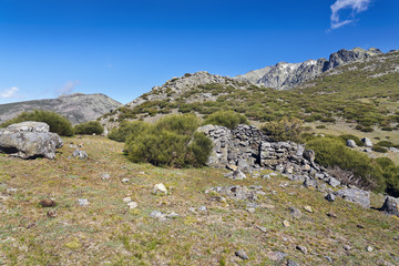 Fototapeta na wymiar Pozos del Tio ruperto en la Sierra de Gredos. Avila