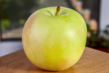 apple