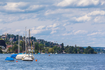 Fototapeta na wymiar Panorama View of Zurich Lake
