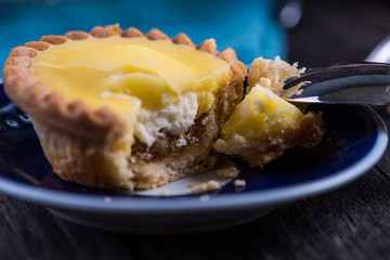 serving homemade lemon tarte