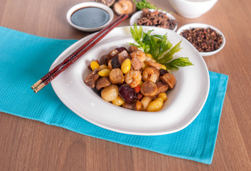 Fried assorted five kind of Chinese nuts