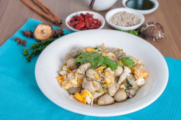 Braised oyster with eggs menu