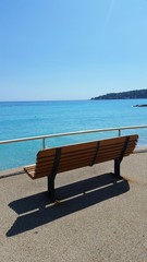 Banc sur la mer
