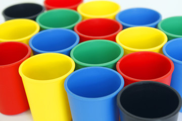 Eimer bunt cup farbig color colorful pot plastic