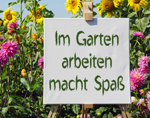 Im Garten arbeiten macht Spaß