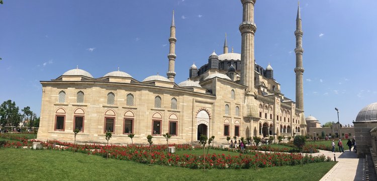 Selimiye Cami ve  K&uuml;lliyesi