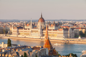 Obraz premium Parlament in Budapest