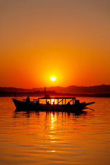 Fototapeta na wymiar Fisherman, Inle Lake, Myanmar