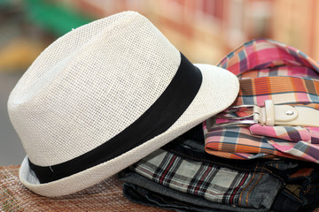 Set jeans belt shirt