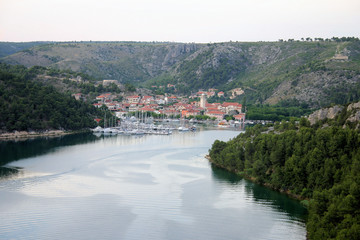 Fototapeta na wymiar Blick auf Skradin, Kroatien