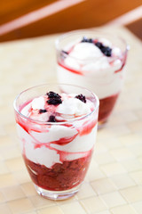 Mascarpone cream with blackberries