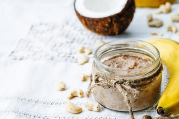 toasted cashew banana coconut butter