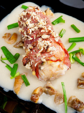 Chicken rulade with bacon