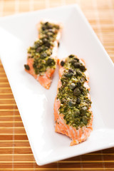 Baked salmon with pesto