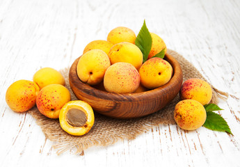 Bowl with apricots