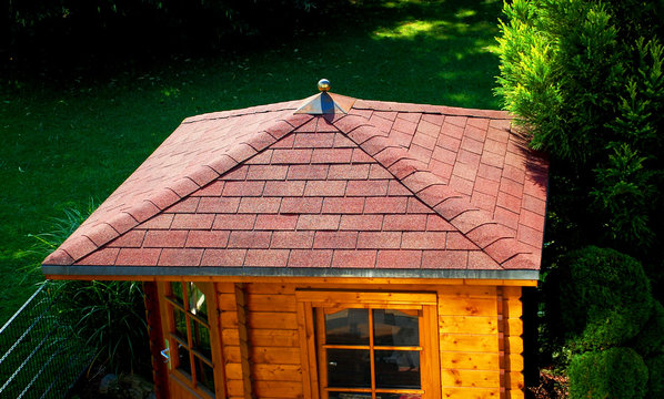 Gartenhaus , Dach mit Bitumen Dachschindeln, Ansicht von oben
