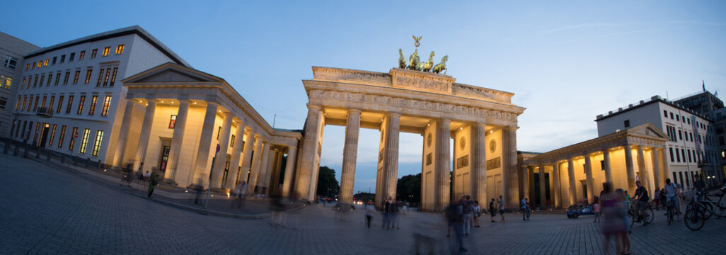 Berlin Brandenburger Tor High Resolution Panorama Int He Evening