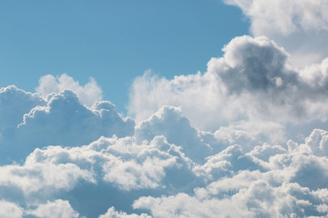 Fototapeta na wymiar landscape of clouds in the blue sky