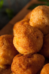 Fried Mac and Cheese Bites