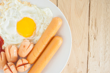 breakfast fried egg sausage