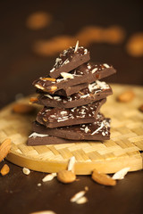 Dark Milk chocolate with almonds