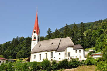 Kirche in Hippach / Zillertal