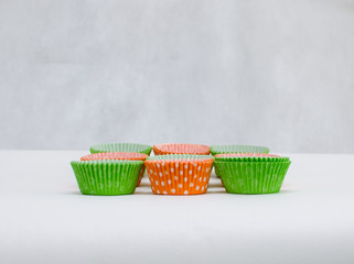 multicolored paper forms for muffins