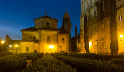 Fototapeta na wymiar Church of San Fructuoso in evening
