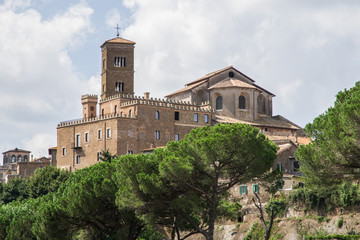 Fototapeta na wymiar Esterno della Concattedrale di Santa Maria Assunta a Sutri