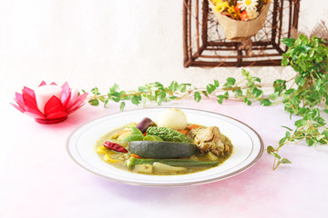 野菜たっぷりのグリーンカレー