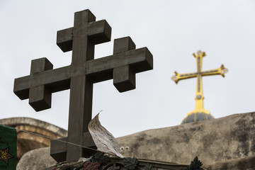 Jerusalem, Kreuz auf der Grabeskirche.