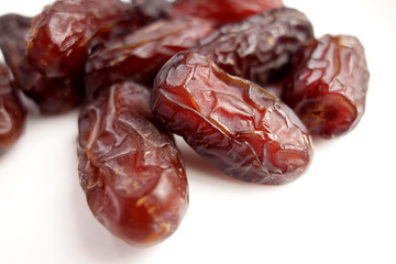 sun dried dates