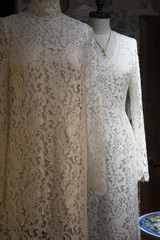 female mannequin dress summer bijouteri necklace
