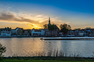 Fototapeta premium 0642 Kappeln St.Nikolai - Sonnenuntergang an der Schlei
