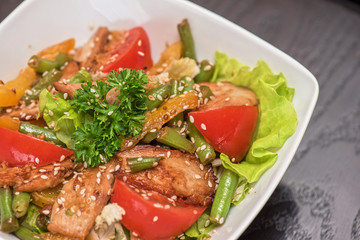 Warm salad with chicken
