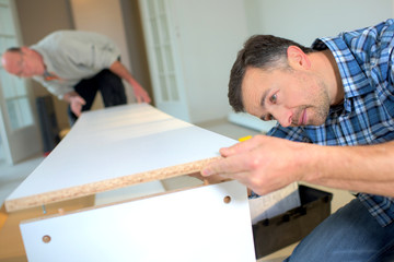 Putting together flap pack furniture