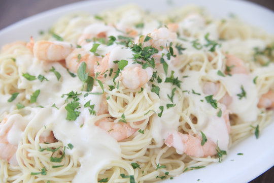 Pasta With Shrimp In Cream Sauce 