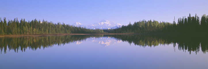 Fototapeta na wymiar Trapper Creek and Mount McKinley, Alaska