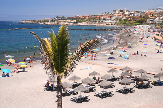 Przepiękna Playa de Torviscas w Adeje, Tenerife
