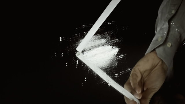 Cocaine on mirror snorting blood audio
