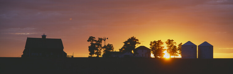 Farm at Sunset, South Ritzville, Route 261, S.E. Washington © spiritofamerica