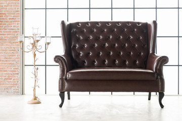 Vintage sofa with lamp.