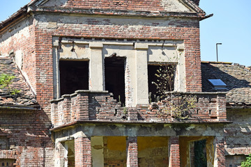 Old run down building